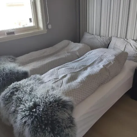 Nearby Bergen, Midtunlia 27d Semesterbostad *