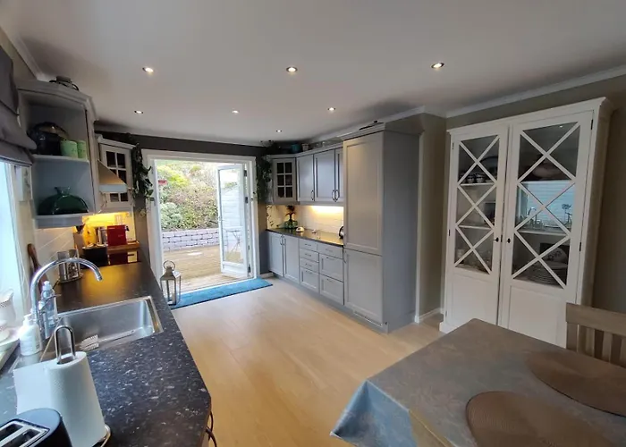 Nearby Bergen, Midtunlia 27d