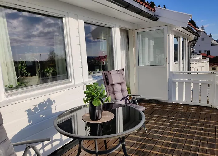 Nearby Bergen, Midtunlia 27d