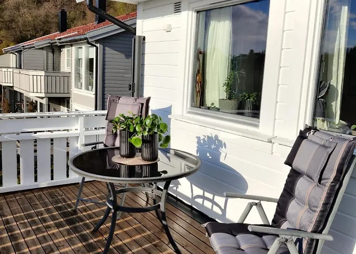 Holiday home Nearby Bergen, Midtunlia 27d Bergen